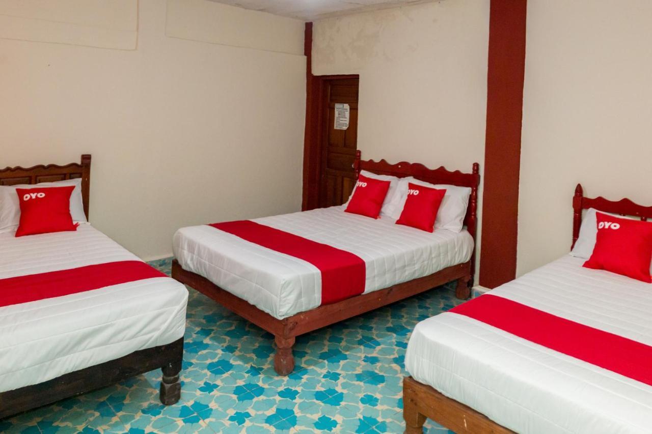 Oyo Hotel Rubi 지와타네호 외부 사진